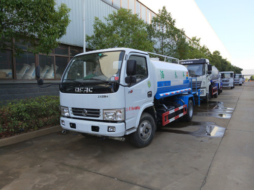 小多利卡灑水車︱5噸灑水車廠家價(jià)格報(bào)價(jià) 小多利卡灑水車︱5噸灑水車廠家價(jià)格報(bào)價(jià)