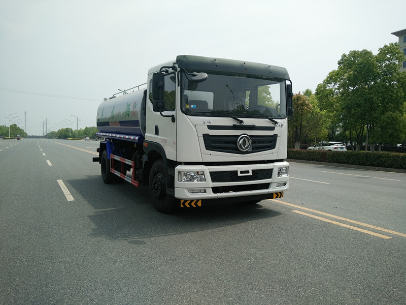 公路灑水車圖片 公路灑水車圖片