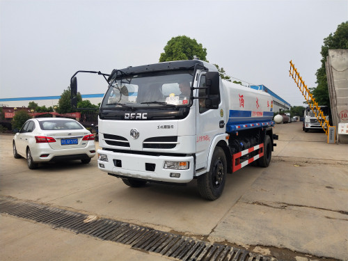 東風綠化灑水車 東風綠化灑水車