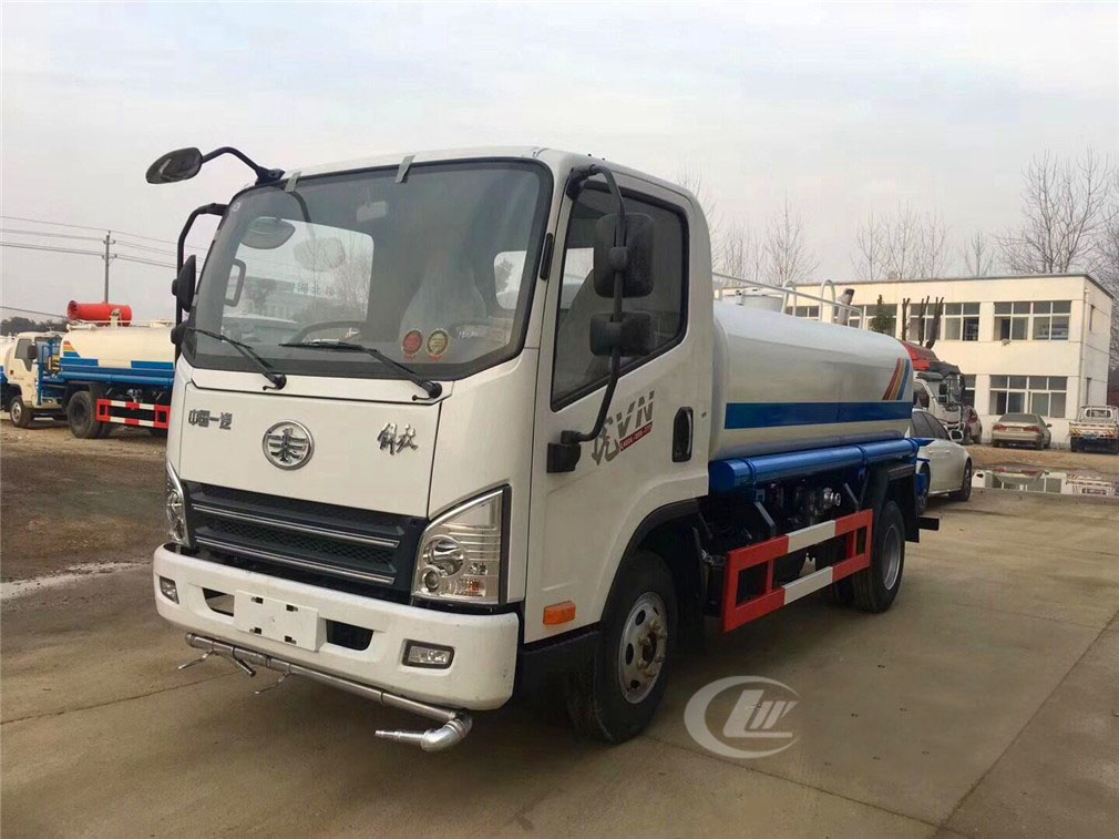 10方園林專用噴灑車多少錢-灑水車-程力灑水車廠家直銷 10方園林專用噴灑車多少錢-灑水車-程力灑水車廠家直銷