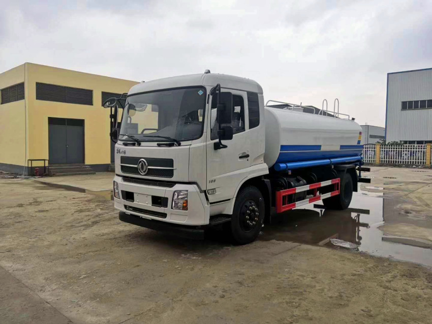 工程灑水車哪里買便宜-灑水車哪里買便宜-湖北程力 工程灑水車哪里買便宜-灑水車哪里買便宜-湖北程力