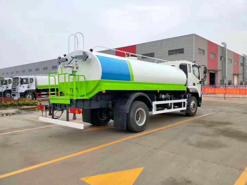 京牌國(guó)六灑水車(chē) 京牌國(guó)六灑水車(chē)