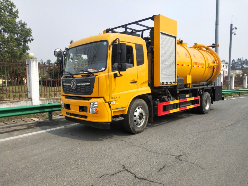 8噸清洗吸污車價格 廠家批發(fā)-湖北程力吸污車價格報價 8噸清洗吸污車價格 廠家批發(fā)-湖北程力吸污車價格報價