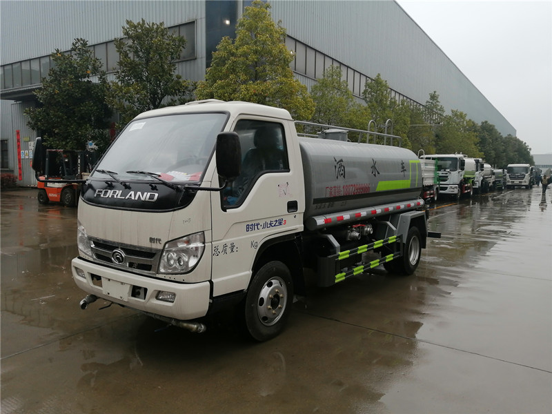 5噸灑水車 5噸灑水車