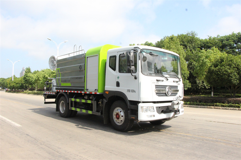 灑水車,灑水車銷售,東風(fēng)灑水車銷售,灑水車銷售中心 灑水車,灑水車銷售,東風(fēng)灑水車銷售,灑水車銷售中心