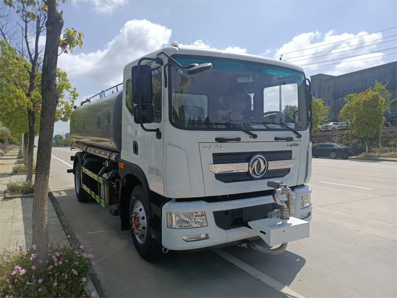 公路灑水車-公路灑水車價格報價-回收灑水車-廠家可以以舊換新 title=