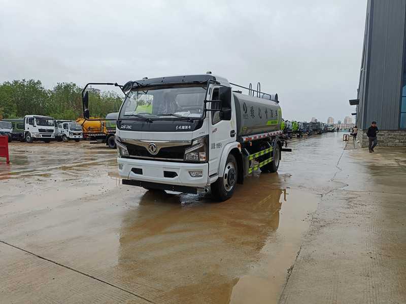 【灑水車】_灑水車價格_灑水車批發(fā)_灑水車廠家-湖北盈通 title=