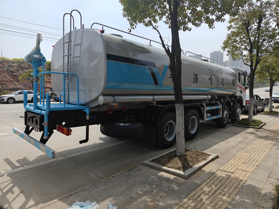 �|�L(f��ng)30����ˮ܇-�|�L(f��ng)�A��DV5���͞�ˮ܇-�|�L(f��ng)ǰ�ĺ�˞�ˮ܇